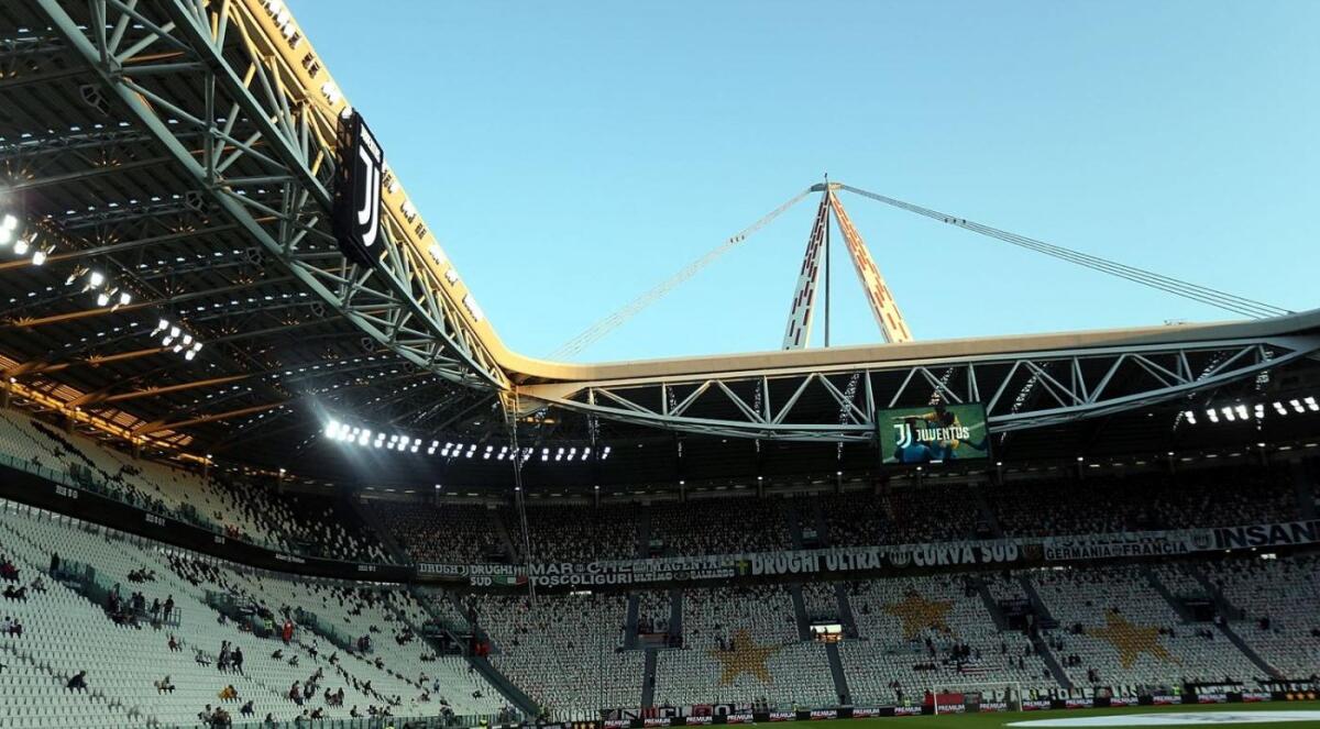 Bari e Foggia umiliano la Juventus, più tifosi allo stadio in Puglia che in Juve-Roma - 
