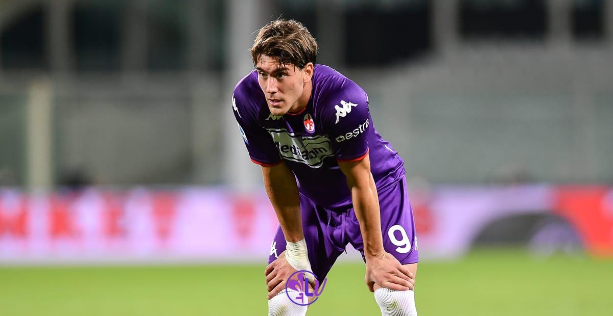 Il Corriere dello Sport scrive: "Vlahovic non è ancora un top player come non lo era Chiesa quando andò via" - Firenze, stadio A.Franchi, 03.10.2021, Fiorentina-Napoli, foto Lisa Guglielmi. Copyright Labaroviola.com