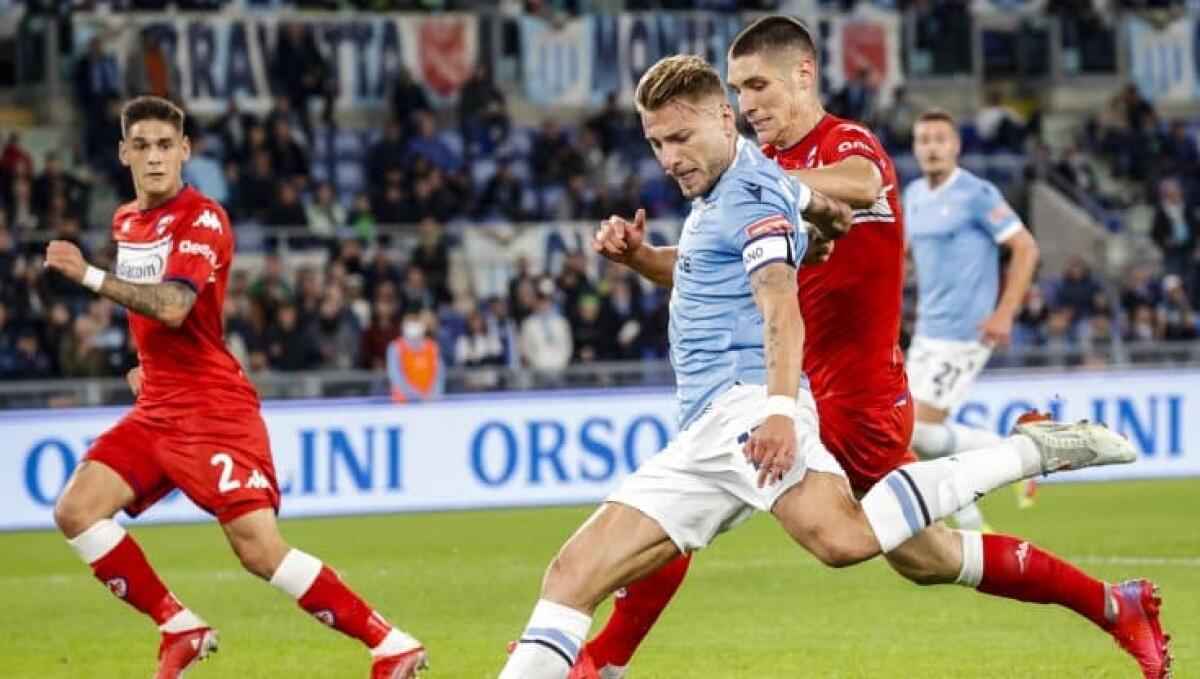 Lazio-Fiorentina finisce 1-0 all'Olimpico. Pedro regala ai biancocelesti la vittoria - 