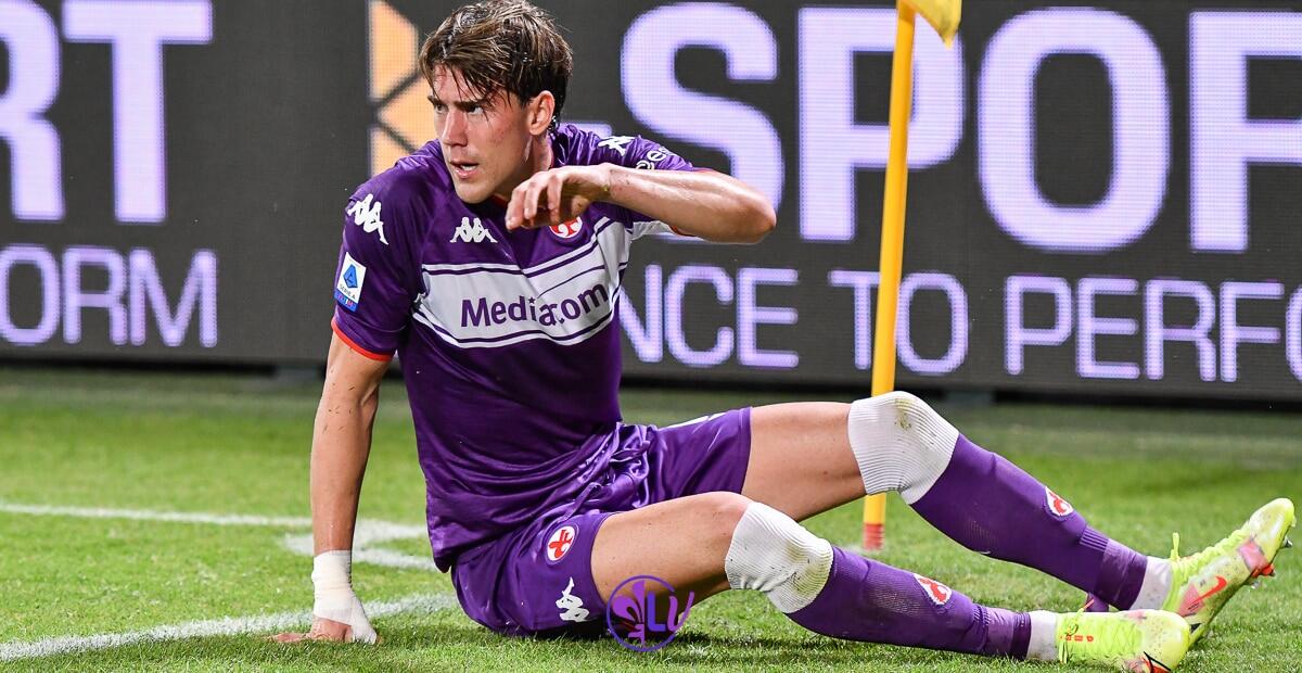 Vlahovic, Atletico Madrid e City in pole ma occhio alla Juve: 6 mln al giocatore e 10 all'agente - Firenze, stadio A.Franchi, 03.10.2021, Fiorentina-Napoli, foto Lisa Guglielmi. Copyright Labaroviola.com