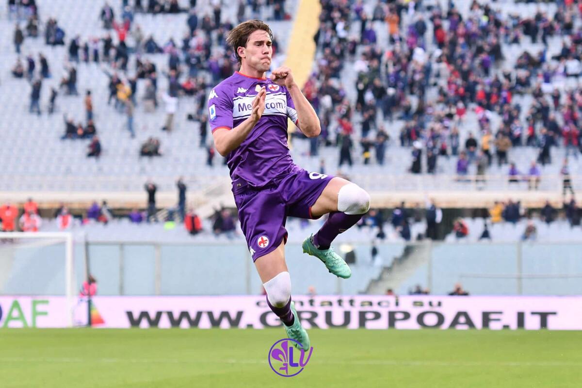 Al 73' Fiorentina-Spezia 3-0 al Franchi. Vlahovic firma la tripletta, 8° gol stagionale - Firenze, stadio A.Franchi, 31.10.2021, Fiorentina-Spezia, foto Lisa Guglielmi. Copyright Labaroviola.com