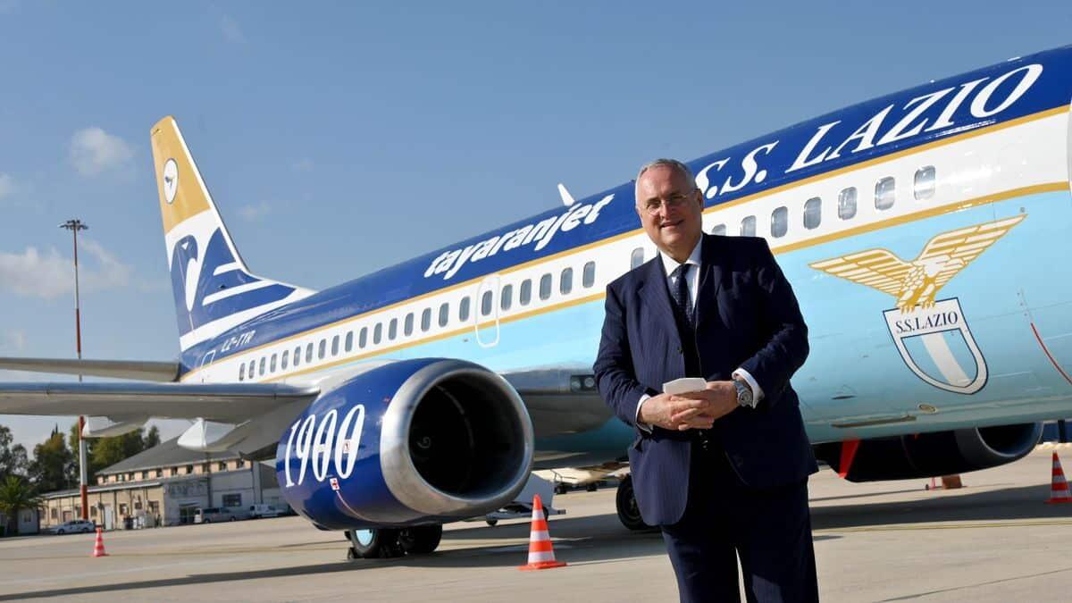 Lotito ha perso l'aereo, finisce la favola della Lazio in volo, manca l'accordo economico - 