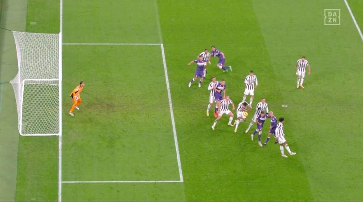 Labaro Moviola: manca un rigore alla Fiorentina, ok rosso a Milenkovic - 