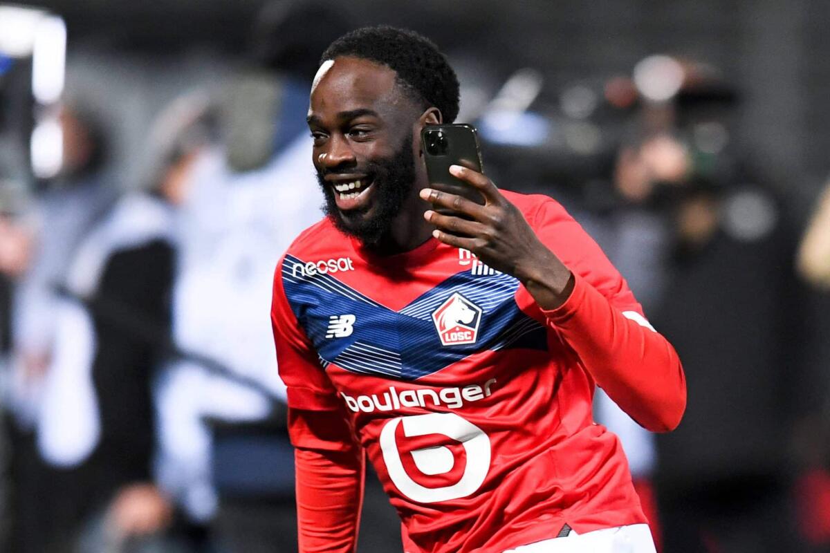 Gazzetta, Ikonè l’alternativa a Berardi. Lucca resta nel mirino della Fiorentina  - JOIE - FAIR PLAY - CHAMPION DE FRANCE - 10 JONATHAN IKONE LIL - SELFIE FOOTBALL : Angers vs Lille - Ligue 1 Uber Eats - 23/05/2021 FEP/Panoramic PUBLICATIONxNOTxINxFRAxITAxBEL