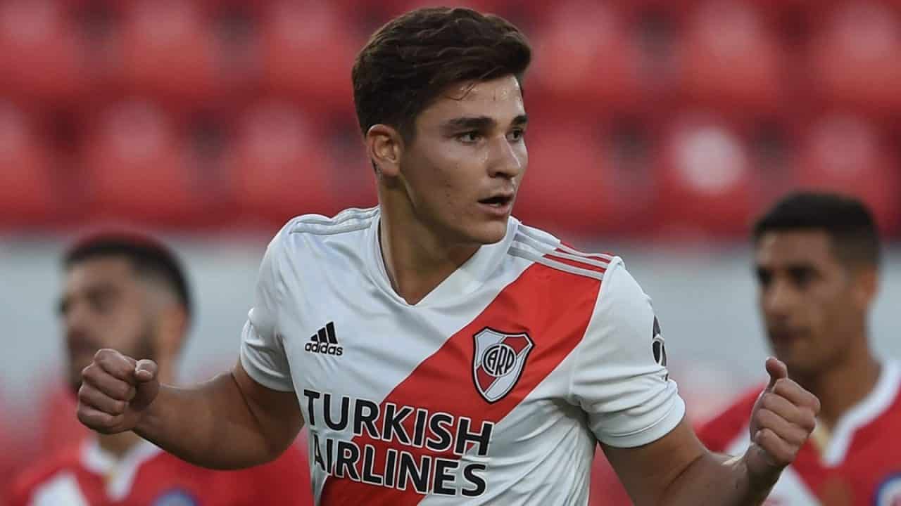 Dall'Argentina rivelano, Gonzalez e Quarta stanno pressando la Fiorentina per comprare Alvarez