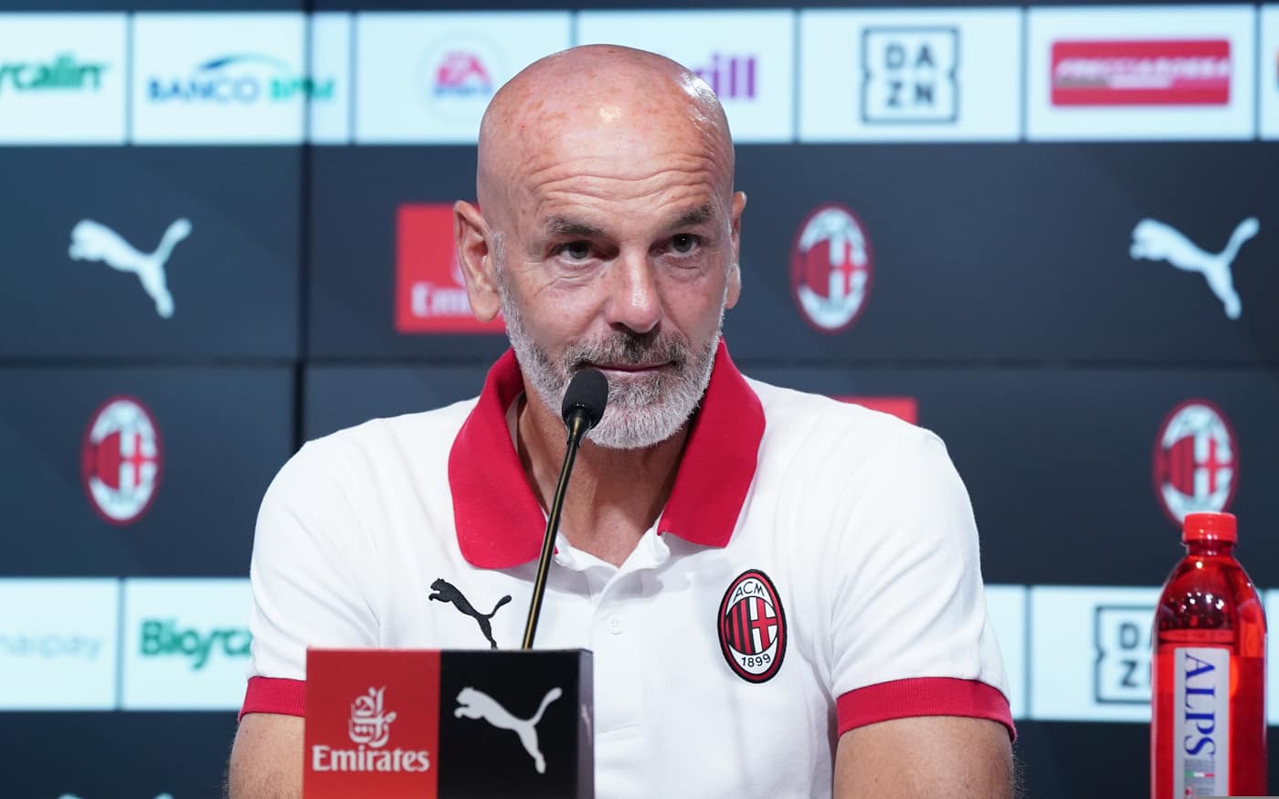 ESCLUSIVA MILANFoto LaPresse - Spada30 settembre 2020 - Carnago , Va (Italia)Sport CalcioCentro sportivo MilanelloA.C. Milan- Stagione 2020-2021 - Serie AConferenza stampa Stefano PioliNella foto: Stefano PioliEXCLUSIVE MILANPhoto LaPresse - Spada30 , Sep
