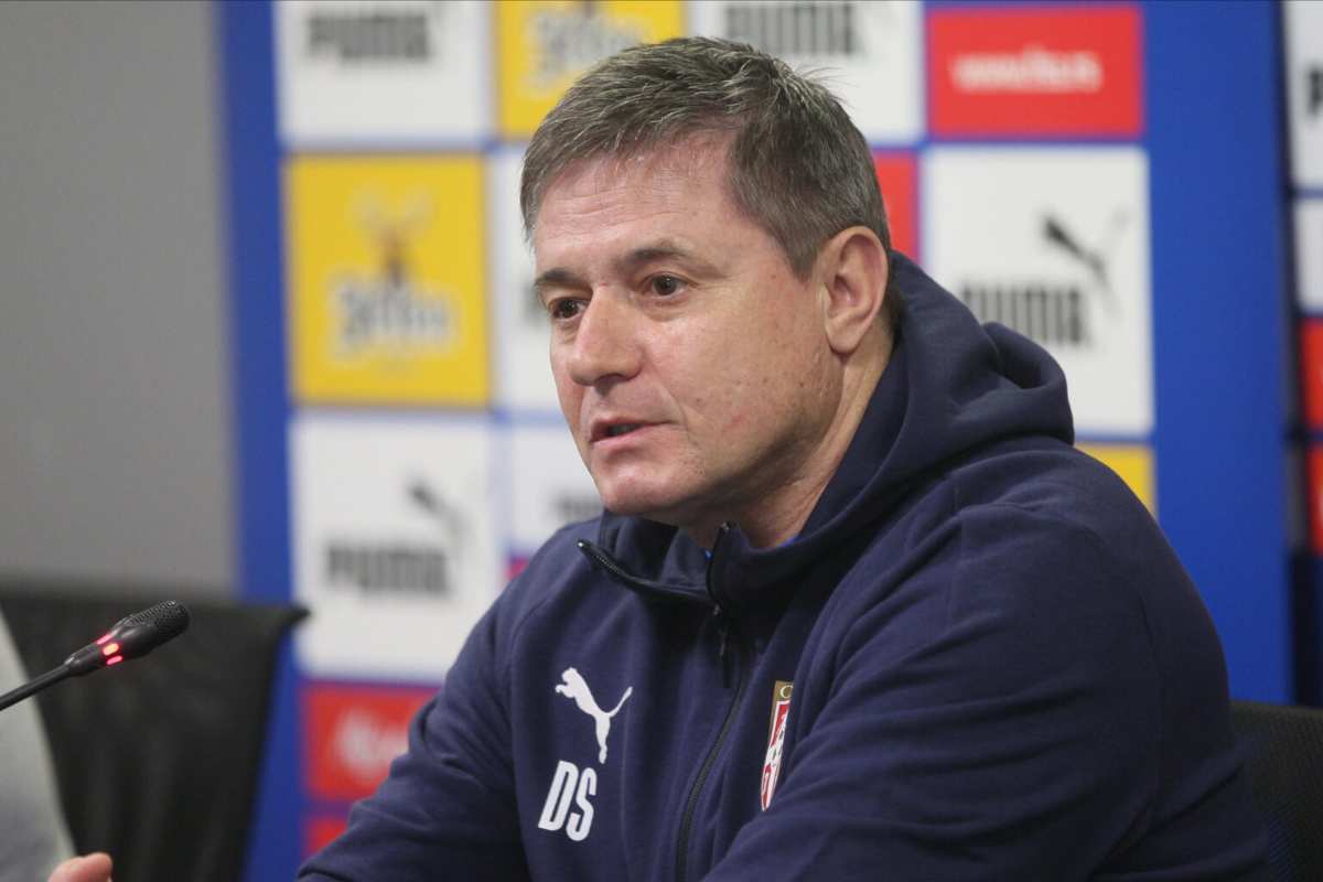 Il Ct della Serbia consiglia: "Vlahovic cambia squadra ma resta nel campionato italiano"