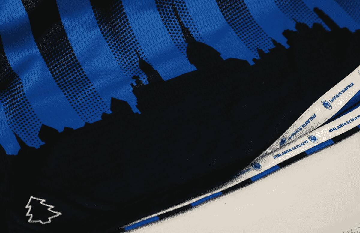 Figuraccia Atalanta, nella maglia c'è lo skyline di Torino anzichè di Bergamo, tifosi furiosi - 