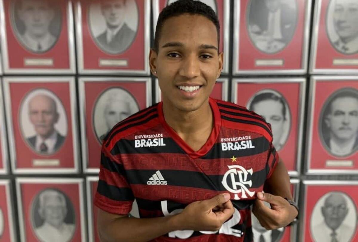 A sorpresa dal Brasile: "Joao Lucas rescinde col Flamengo per andare subito alla Fiorentina" - 