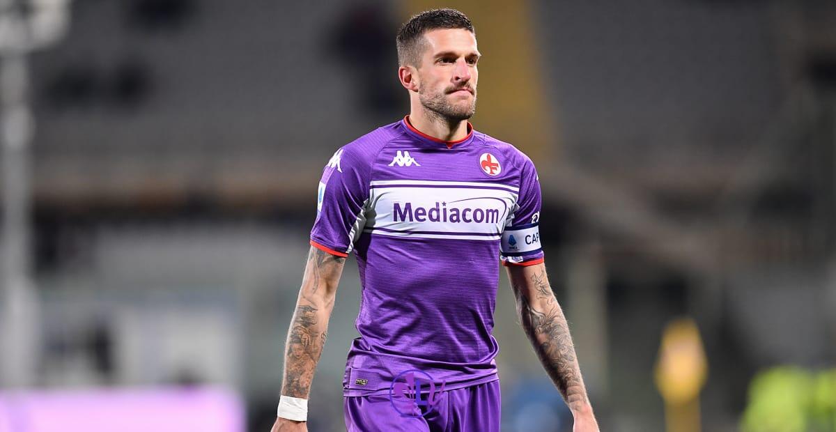 Al 68' la Fiorentina resta in 10 uomini, seconda ammonizione per Biraghi - Firenze, stadio A.Franchi, 30.11.2021, Fiorentina-Sampdoria, foto Lisa Guglielmi. Copyright Labaroviola.com
