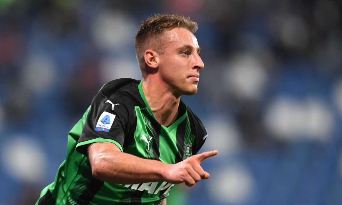 Al 37' il Sassuolo raddoppia contro la Fiorentina al Franchi, in rete Frattesi - 