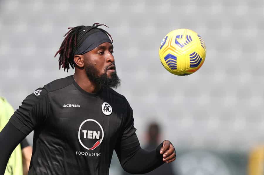 LA SPEZIA, ITALY - MARCH 06: Mbal Nzola of Spezia Calcio in action during warm up during the Serie A match between Spezia Calcio and Benevento Calcio at Stadio Alberto Picco on March 6, 2021 in La Spezia, Italy. (Photo by Gabriele Maltinti/Getty Images)