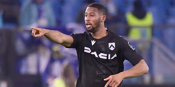 L'Udinese fa esultare la Fiorentina, la Lazio pareggia 4-4 in casa. Viola sesti in classifica, Sarri nono