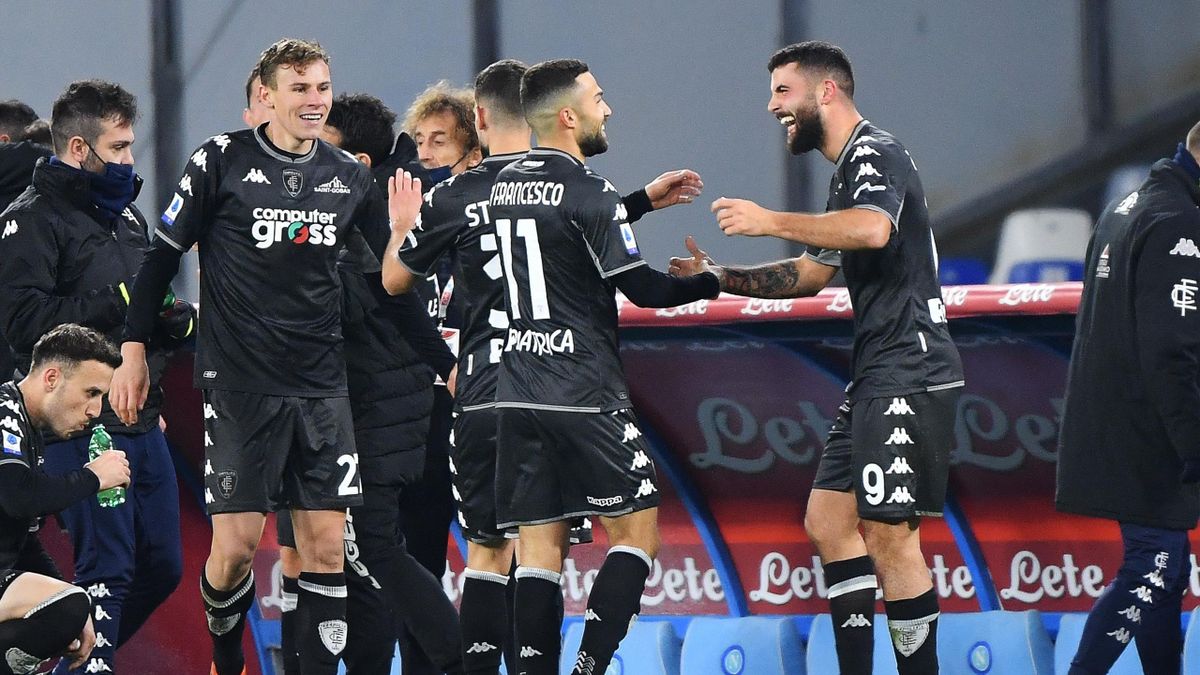 L'Empoli manda la Fiorentina a soli 6 punti dalla Champions League. Napoli perde in casa 0-1