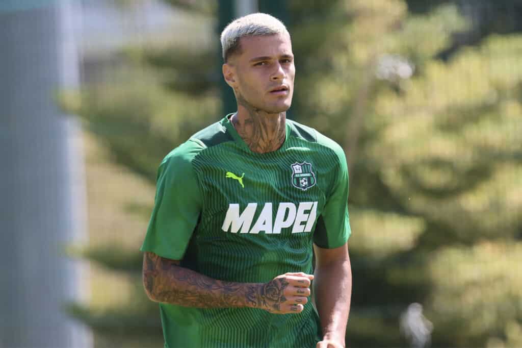 Al 32' il Sassuolo passa in vantaggio contro la Fiorentina al Franchi. In gol Scamacca