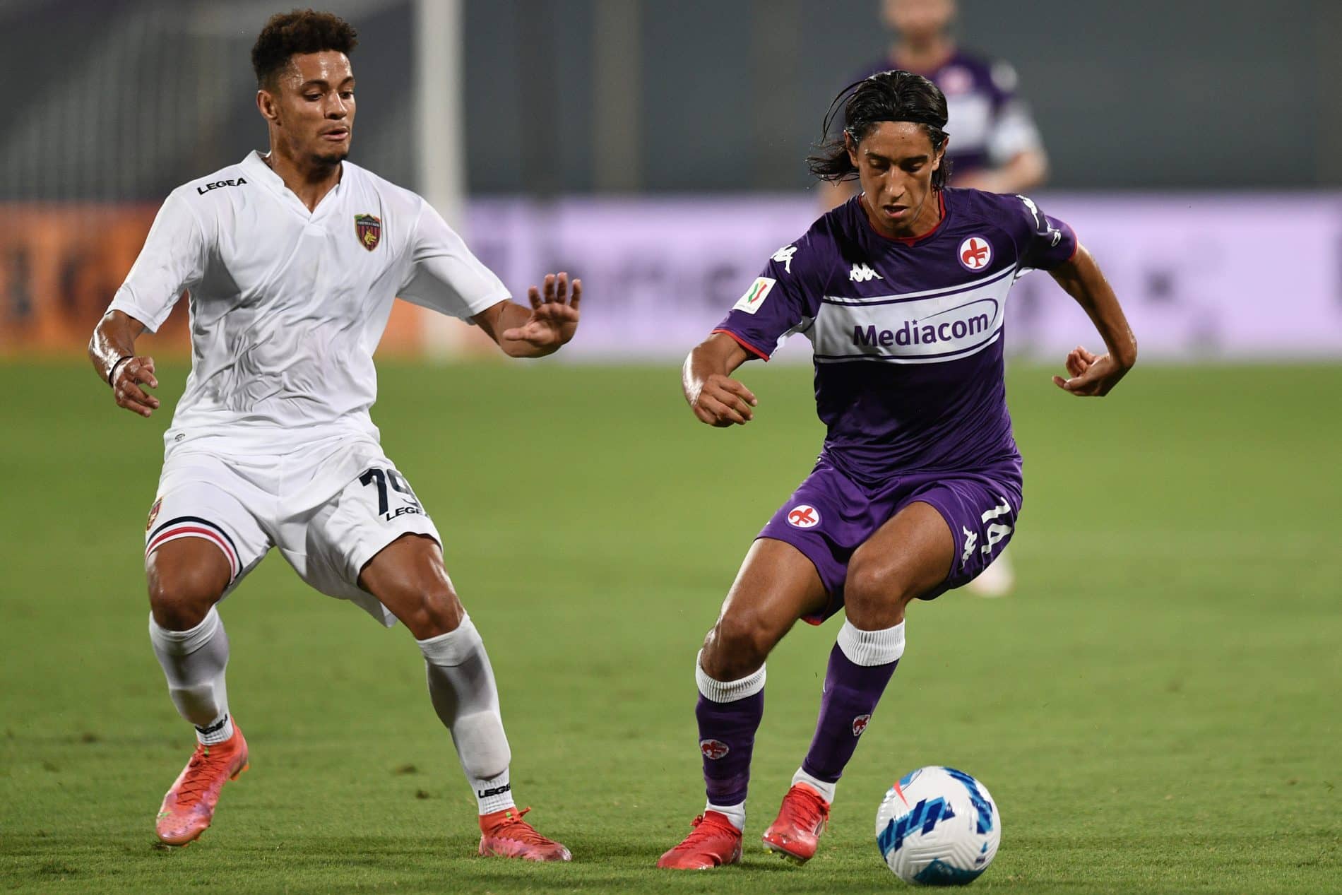 Al 32' la Fiorentina passa in vantaggio al Dall'Ara contro il Bologna. Maleh, 1° gol in viola