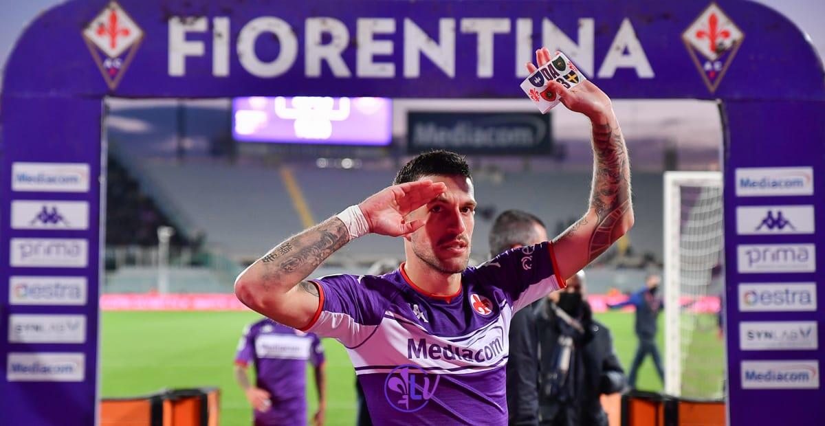 Basile esalta le punizioni di Biraghi: "Migliorarsi a 29 anni gran segnale per i compagni. Capitano" - Firenze, stadio A.Franchi, 11.12.2021, Fiorentina-Salernitana, foto Lisa Guglielmi. Copyright Labaroviola.com