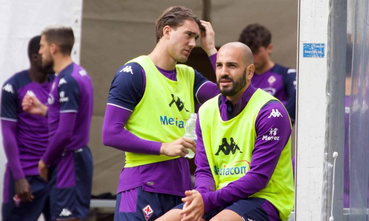SAPONARA E VLAHOVIC NON PARTONO PER CAGLIARI. I CONVOCATI DELLA FIORENTINA - Moena, stadio Benatti, 28.07.2021, allenamento, foto Lisa Grelloni. Copyright Labaroviola.com