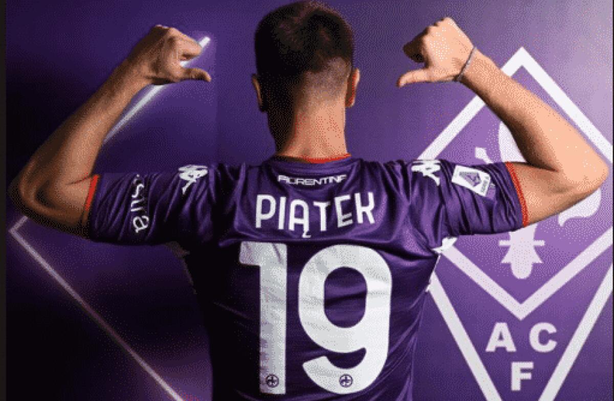 Piatek esulta: "Sono felice di essere di nuovo in Italia. Grazie Fiorentina, voglio segnare tanti gol" - 