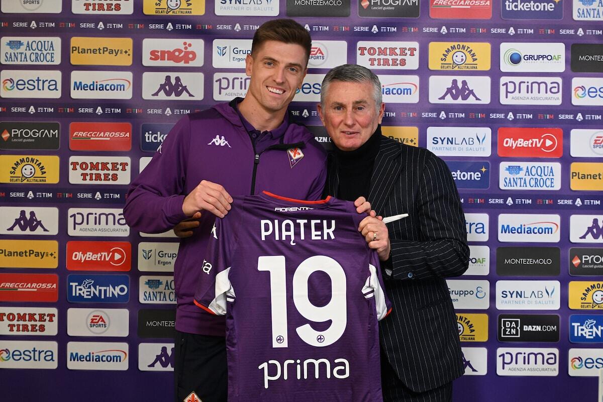 Nazione svela: "Piatek innamorato della Fiorentina: in Germania guardava le partite dei viola in tv" - Conferenza stampa di presentazione del nuovo calciatore della Fiorentina Krzysztof Piatek
Claudio Giovannini/CGE Fotogiornalismo