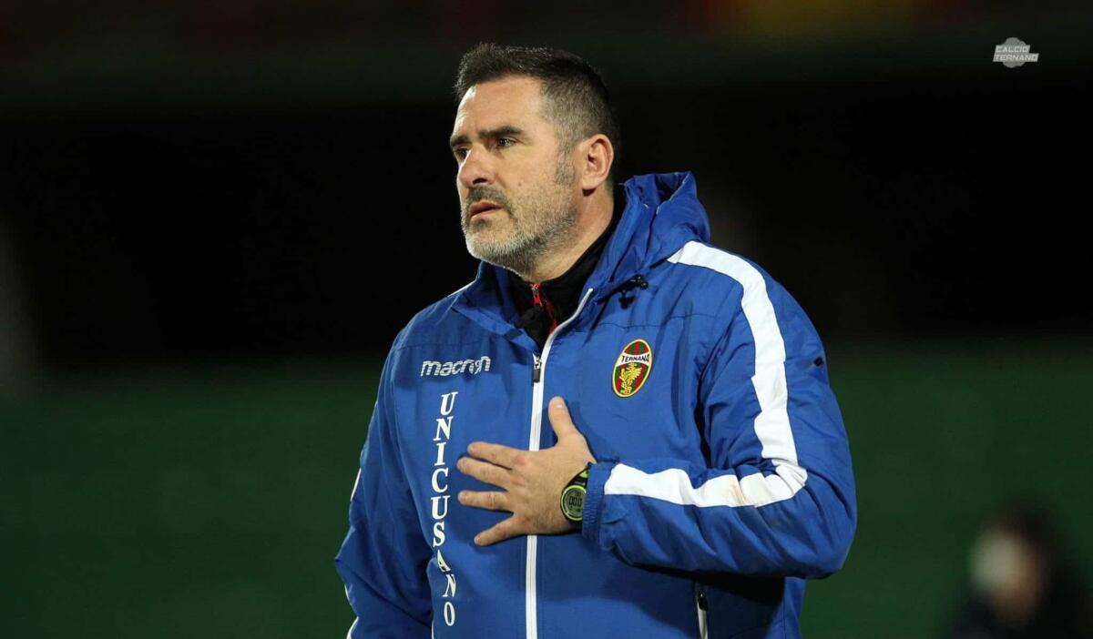 Ternana prende 4 gol in casa, presidente non la prende bene: "Bruceremo maglie di quella partita" - 