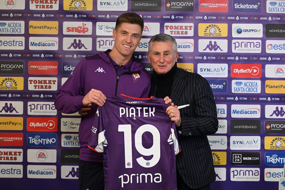 Conferenza stampa di presentazione del nuovo calciatore della Fiorentina Krzysztof PiatekClaudio Giovannini/CGE Fotogiornalismo