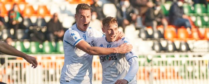 I giornali si stropicciano gli occhi per il "fiorentino" Zurkowski, le sue pagelle: "Talento e costanza"