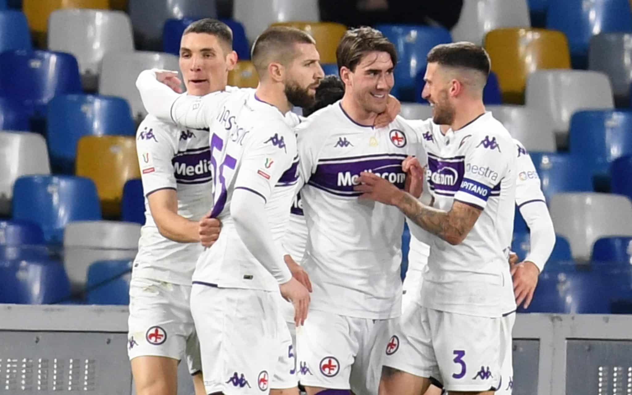 Festa viola nello spogliatoio e Rosati festeggia con il pistolero Piatek, c'è anche Jack Bonaventura