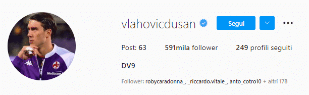Vlahovic fa sparire dal suo profilo Instagram la scritta "Giocatore della Fiorentina". Addio vicino