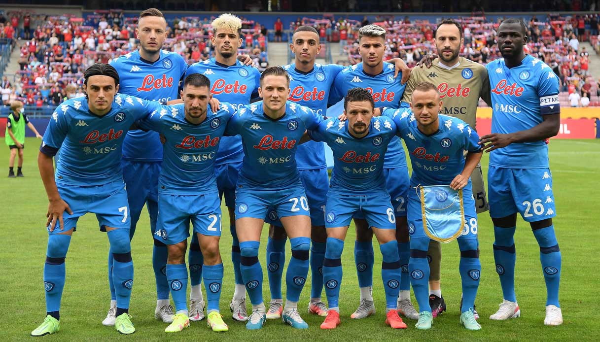 ASL Napoli ci risiamo, possibile che la squadra di De Laurentiis non parta per la Juventus