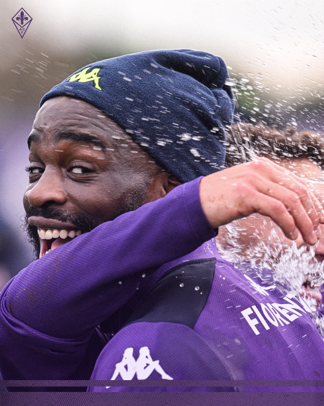 Le foto del primo allenamento di Ikonè da giocatore della Fiorentina, abbracci con Torreira e Nico