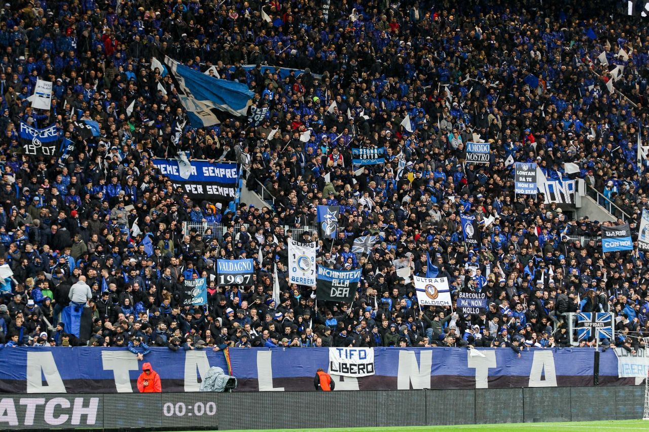 IPP20191123 Football - soccer: Serie A, Atalanta Bergamo - Juventus Turin, tifosi curva nord Atalanta Verwendung nur in Deutschland - GERMANY ONLY *** IPP20191123 Football soccer Serie A, Atalanta Bergamo Juventus Turin, tifosi curva north Atalanta Use on