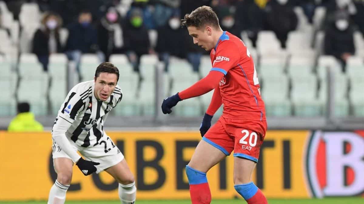 Tegola Napoli, Zielinski è positivo, giovedi ha giocato tutta la partita contro la Juventus