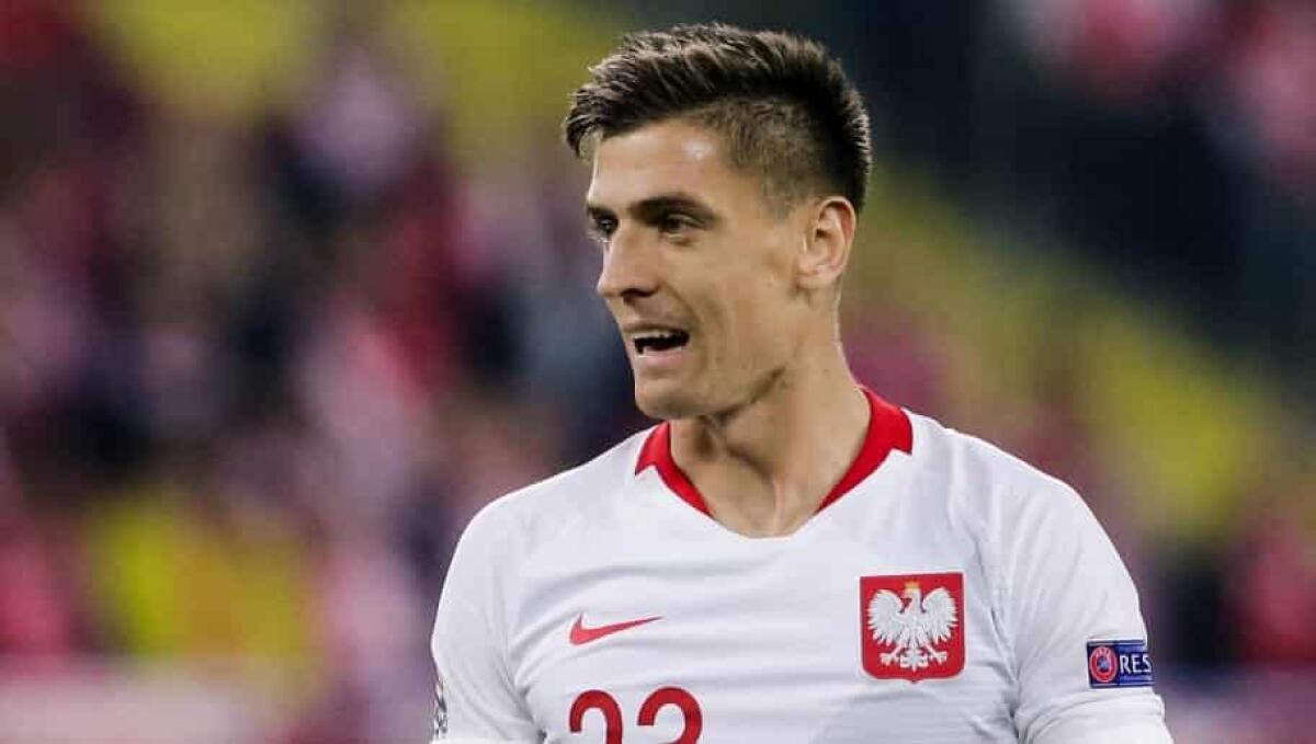 Piatek si schiera al fianco dell'Ucraina, e condivide la scelta della Polonia di non giocare contro la Russia - 