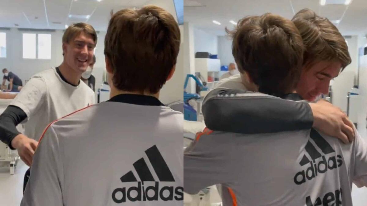 La Juventus prende in giro la Fiorentina sui social, e Chiesa scherza: "Questo ragazzo lo conosco" - 