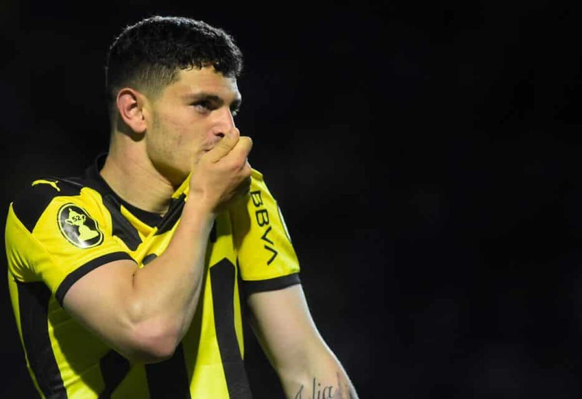 Il presidente del Penarol rivela: "Agustin Alvarez è molto triste, mancava solo la firma, può crollare" - 