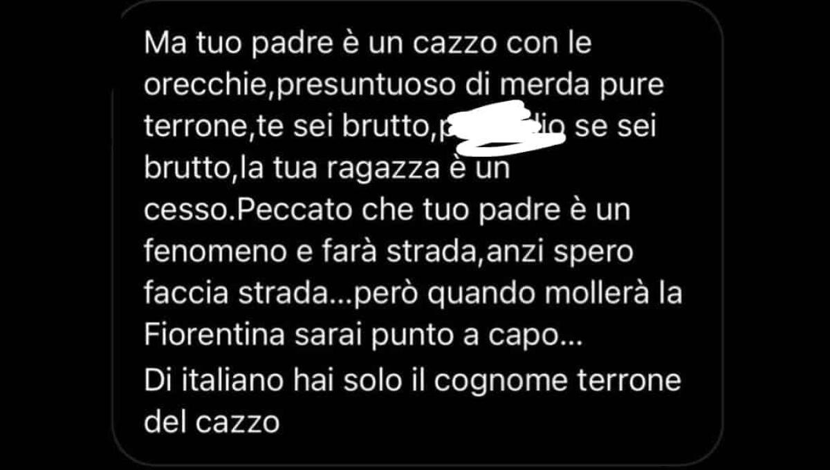 Vergognosi insulti a Italiano jr.: "Sei brutto, la tua ragazza è un cesso. Di Italiano hai il nome, terrone" - 