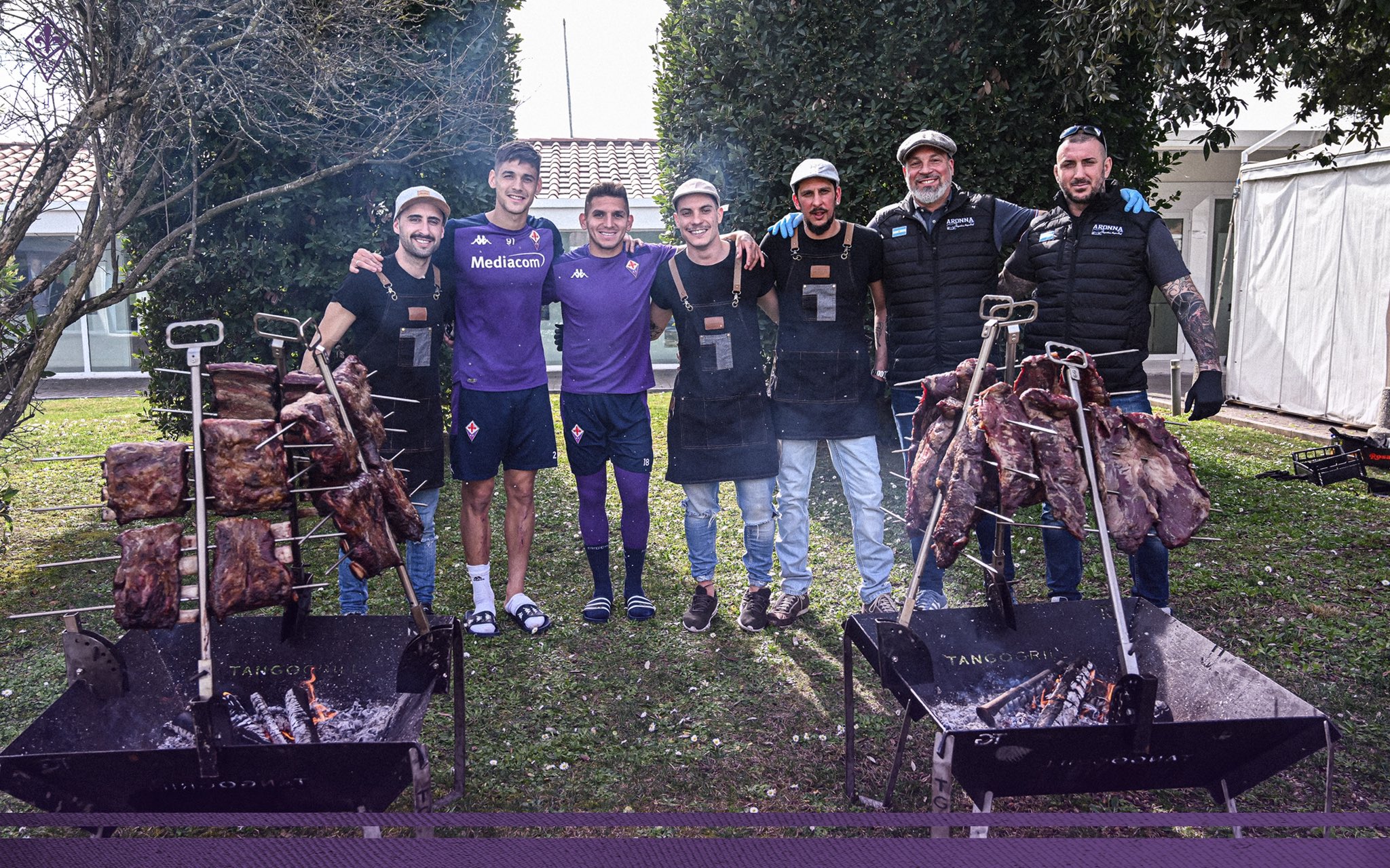 Giornata di Asado in casa Fiorentina, pranzo tutti insieme al centro sportivo, anche i dipendenti