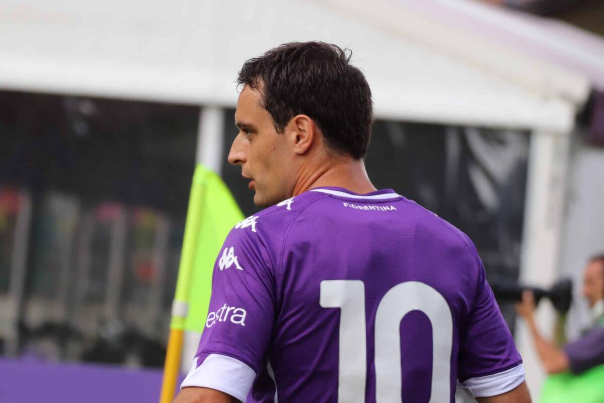 Italiano sorride, tutti in gruppo ma Bonaventura dal 1’ resta in dubbio  - Moena, stadio Benatti, 30.07.2021, amichevole Fiorentina, foto Lisa Grelloni. Copyright Labaroviola.com