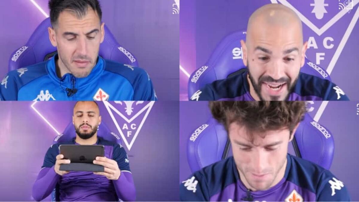 La Fiorentina mostra ai giocatori viola e a Italiano il suo nuovo stemma, le reazioni riprese in un video - 