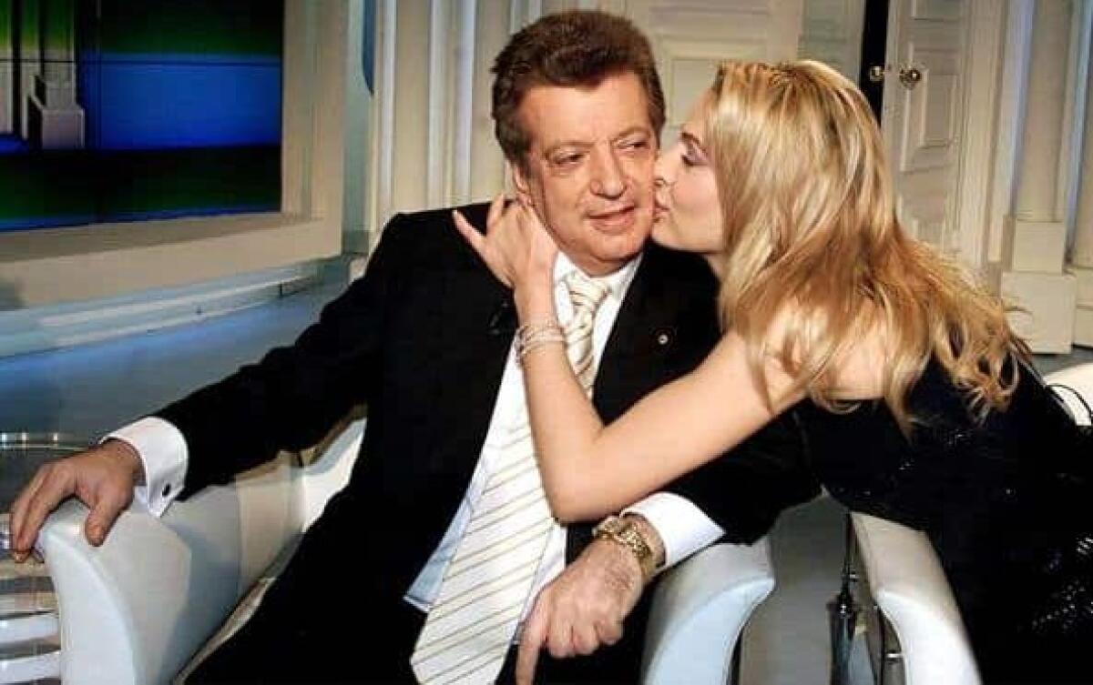 Marini svela: "Quando dissi a Cecchi Gori di essere incinta pensò solo che non poteva andare in barca" - 