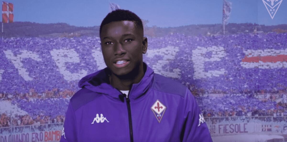 Seck rivela: "Mi sono emozionato per il tifo in Fiorentina-Juve. Sogno di giocare in prima squadra" - 