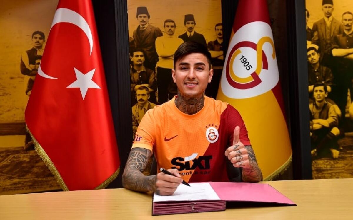 Dalla Turchia, Pulgar non gioca nemmeno al Galatasaray. La Fiorentina è delusa dallo scarso impiego - 