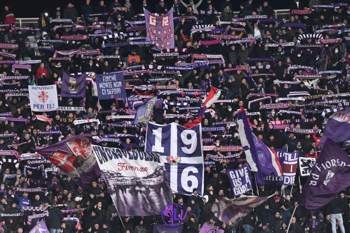 28 mila spettatori al Franchi per Fiorentina-Juventus, 1 milione e 105 mila euro l'incasso totale - Tifosi della Fiorentina