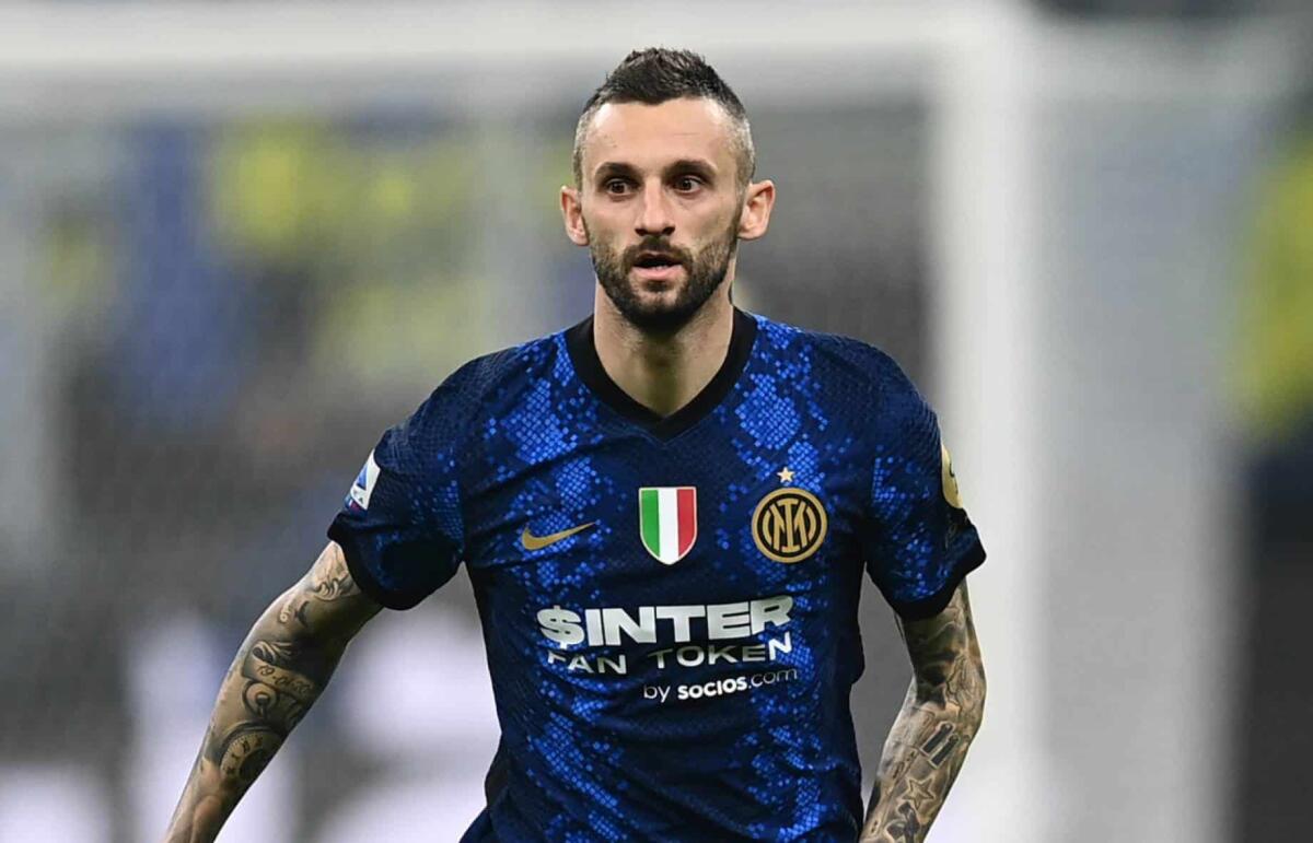 Brozovic quasi sicuramente non ce la fa per la Fiorentina, Inzaghi studia la soluzione Calhanoglu regista - 