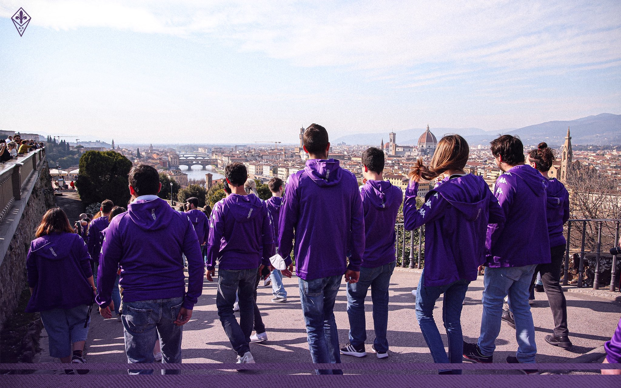 Il Flash Mob della Fiorentina a Piazzale Michelangelo per presentare il nuovo stemma. Il video
