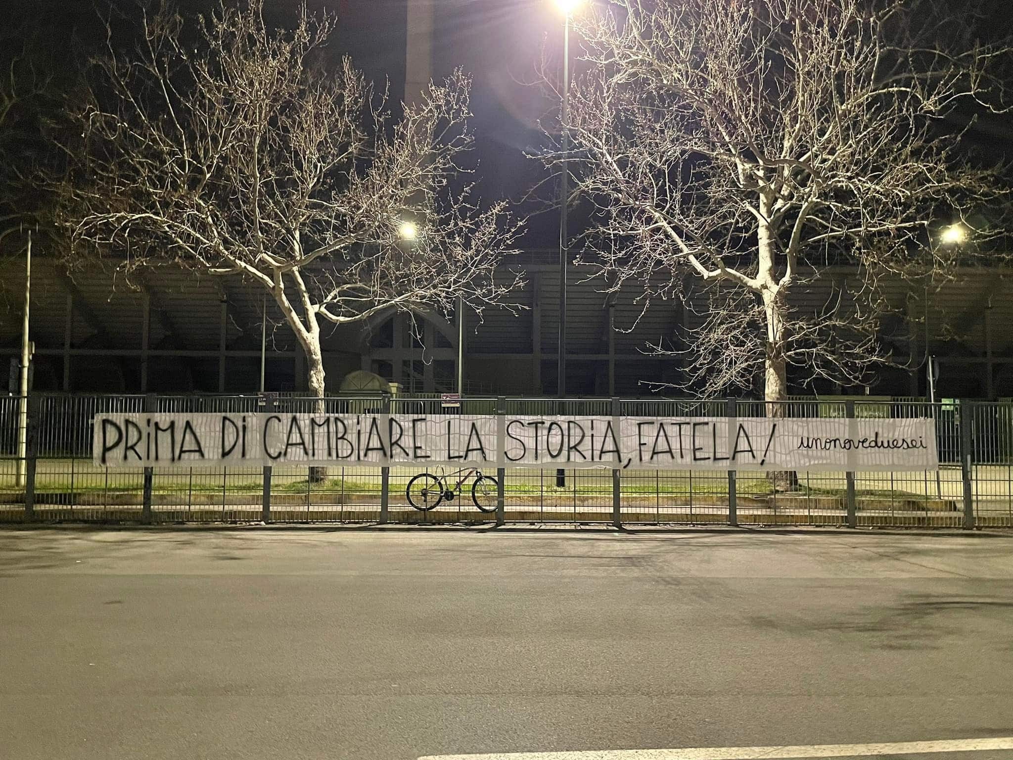 La Curva Fiesole tuona: "Prima di cambiare la storia, fatela" striscione al Franchi. "ACF non si tocca"