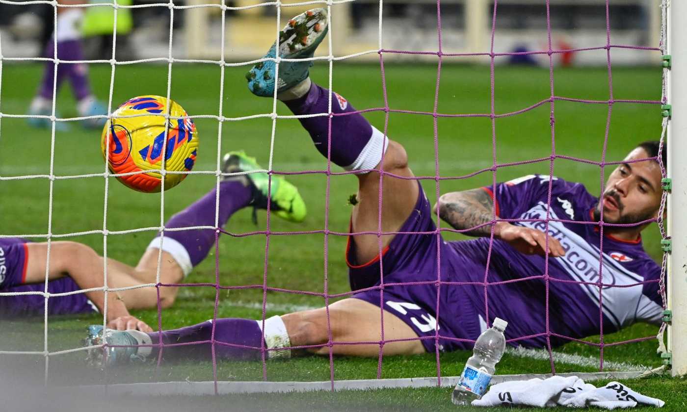 Venuti ed il suo grande cuore viola: Firenze a difesa del suo "tifoso" in campo