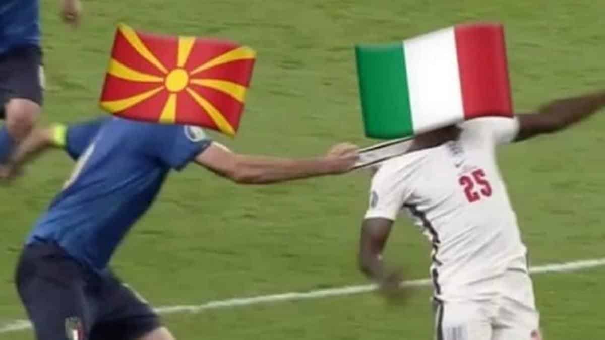 In Inghilterra godono del flop Italia dopo essere stati presi in giro e scrivono "You're staying Rome"