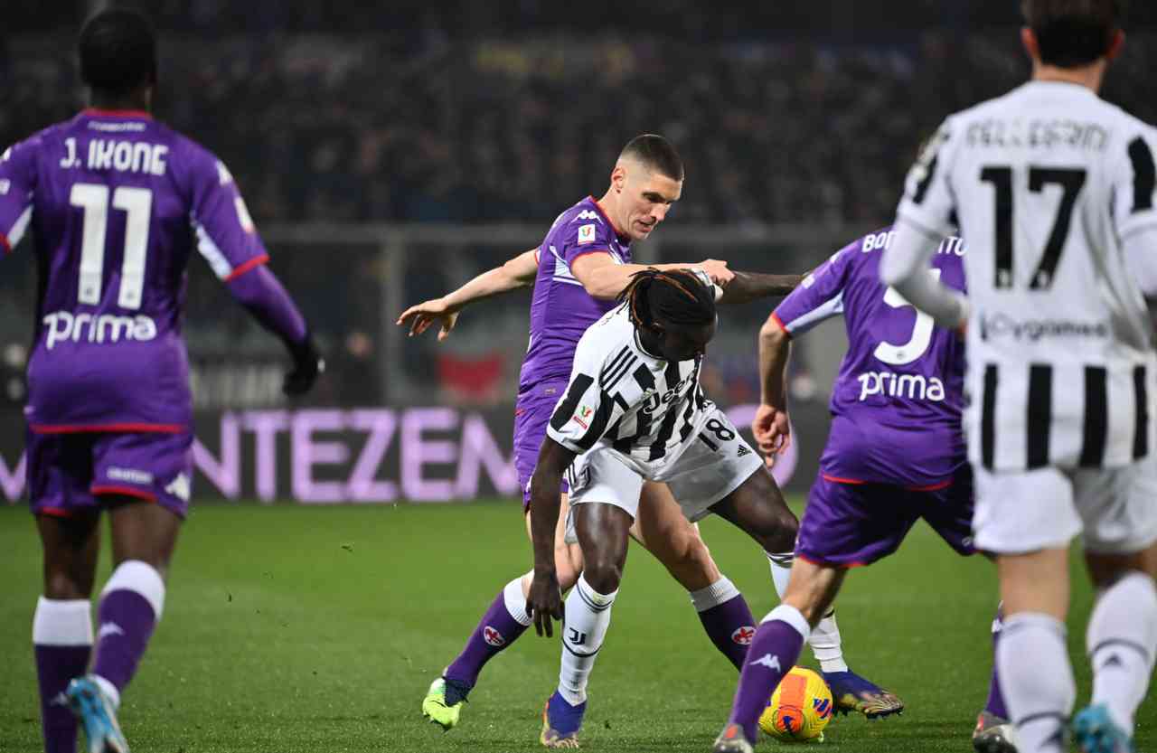 La legge del Franchi non perdona. Vlahovic neutralizzato da Firenze, 50' senza toccare palla